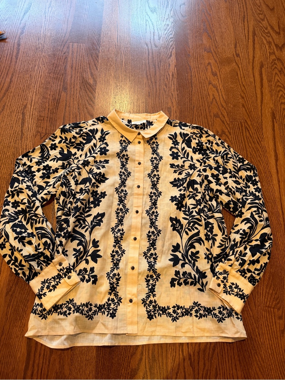 Sezane Claudio Long Sleeved Shirt in Nora Print Size 42 / L - Picture 2 of 8